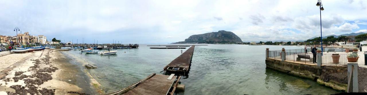 Seiundici Casa vacanze Mondello