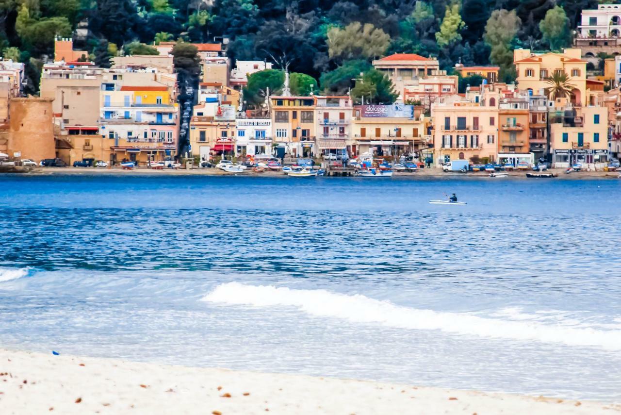 Seiundici * Mondello