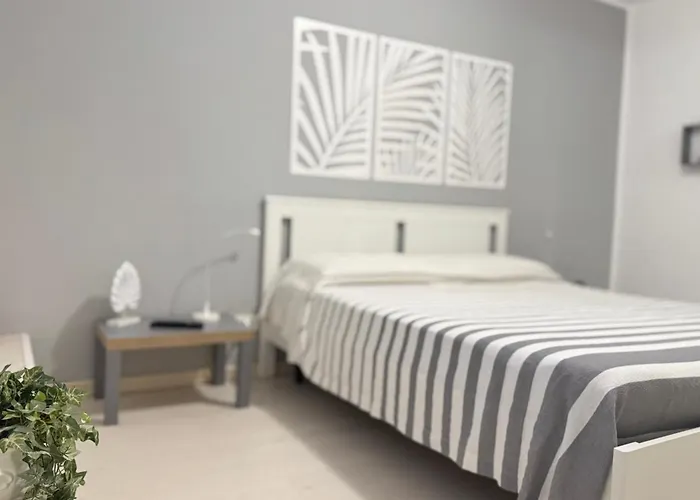 Seiundici Mondello Home